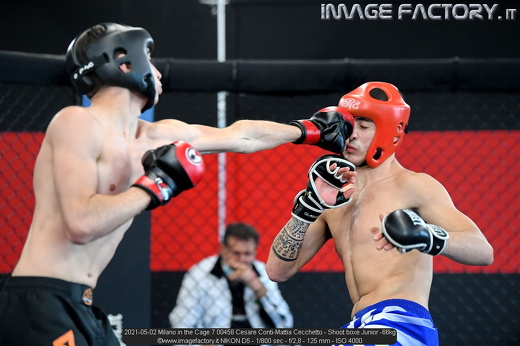 2021-05-02 Milano in the Cage 7 00458 Cesare Conti-Mattia Cecchetto - Shoot boxe Junior -66kg
